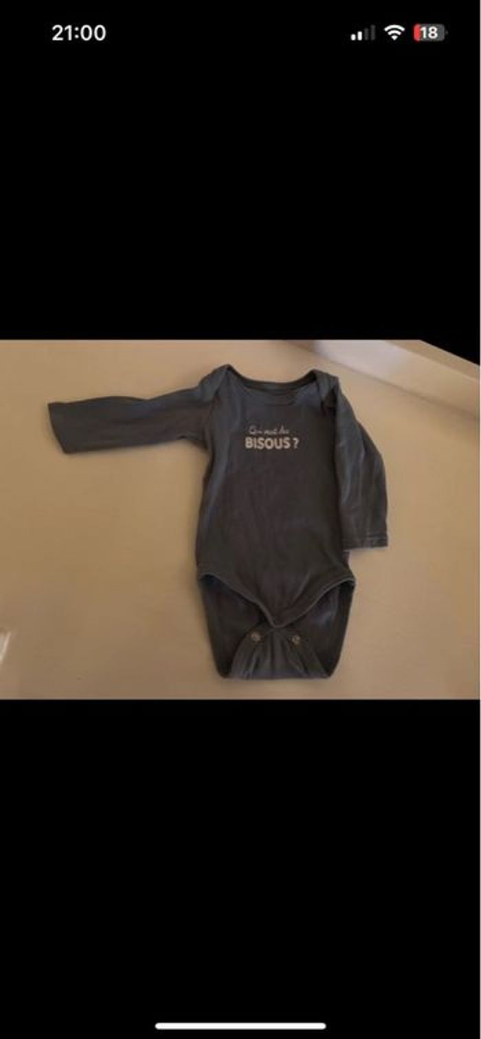 Lot de 8 bodies 3 mois - photo numéro 6