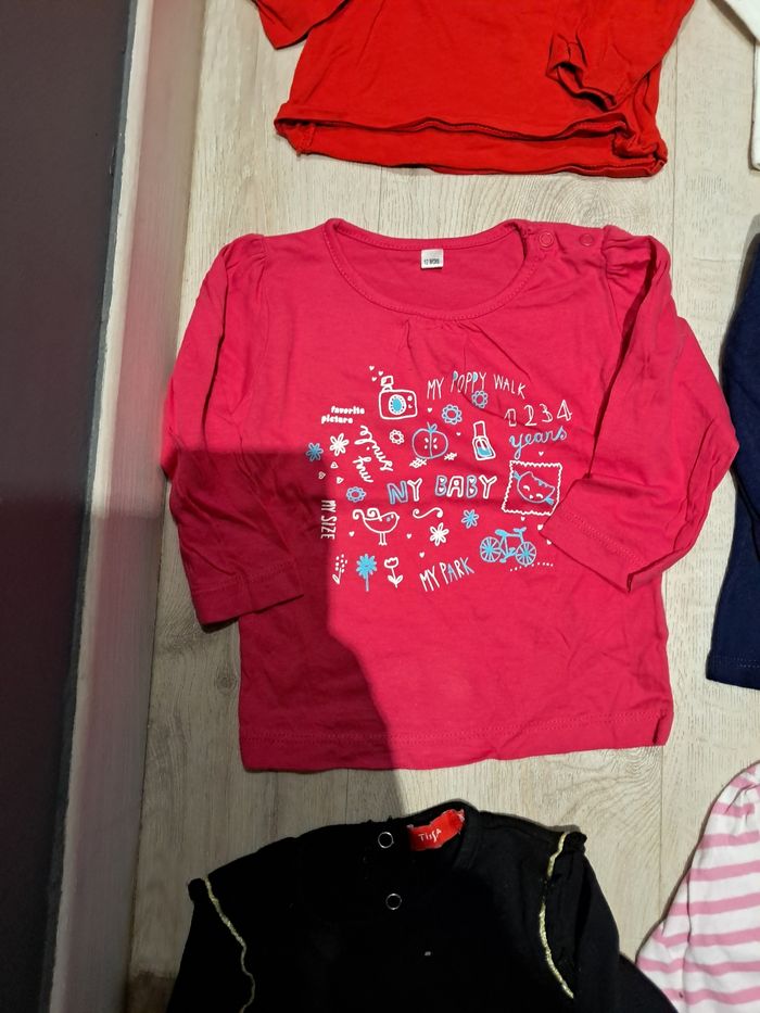Lot de 10 t shirts à manches longues 12 mois neufs et tbe - photo numéro 5