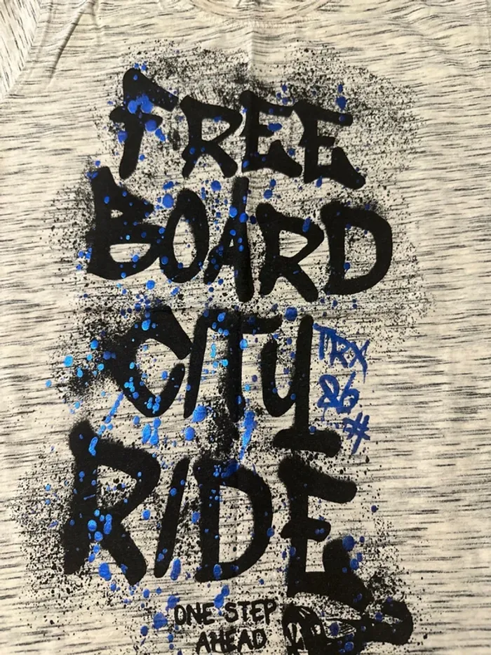 Teeshirt - photo numéro 3