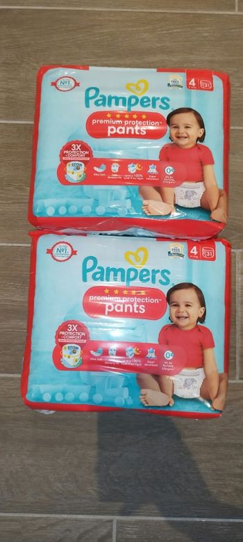 Couches Pampers pants taille 4
