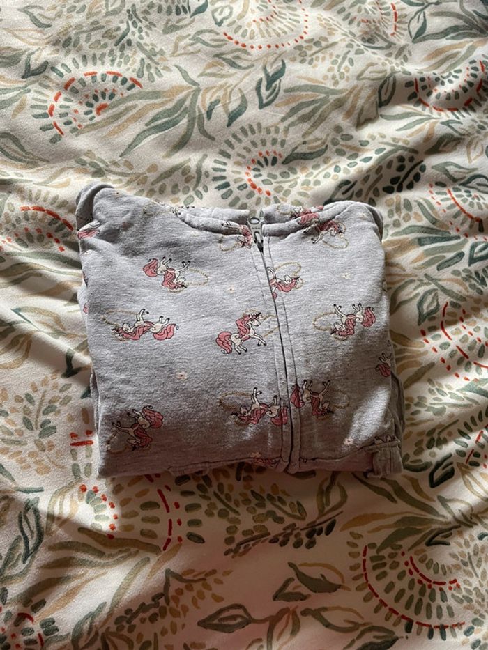 Gilet zip capuche 4 ans