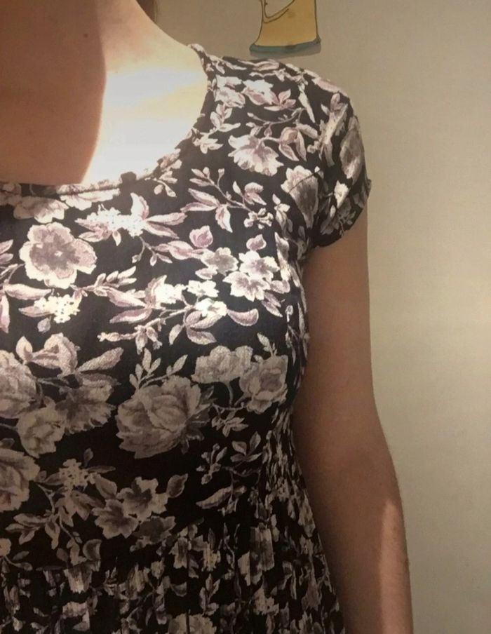 Robe à fleurs - photo numéro 3