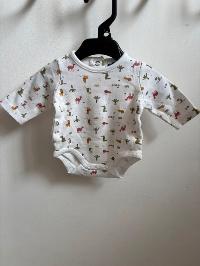 Ensemble body + salopette 1 mois - photo numéro 7