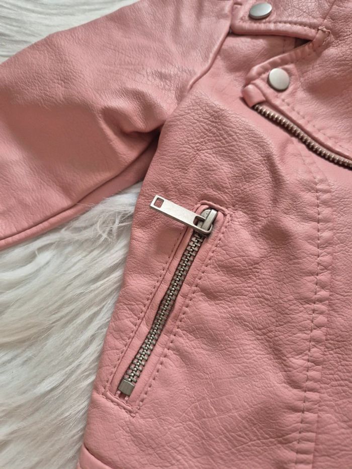 Veste imitation cuire rose primark 18-24mois - photo numéro 3