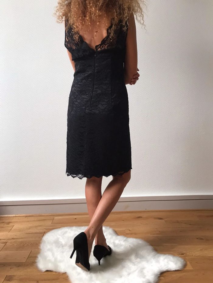 Robe en dentelle noir signé Manoukian - photo numéro 7