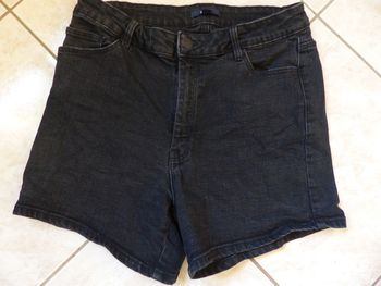 Short Jean T 38