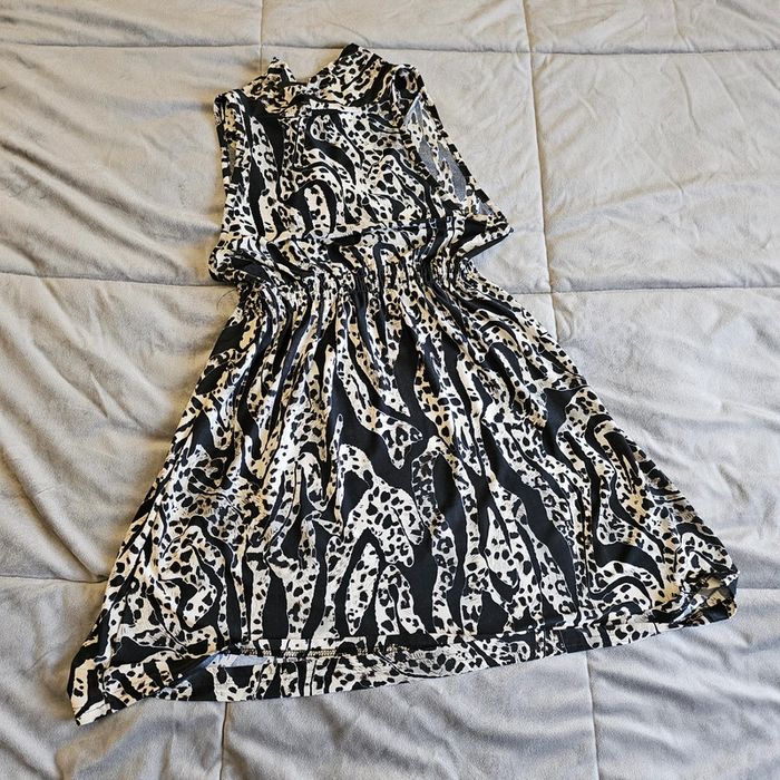 Robe courte - photo numéro 3