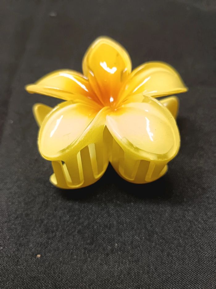 Grande pince fleur