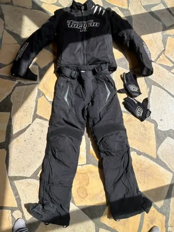 Ensemble moto + gant moto