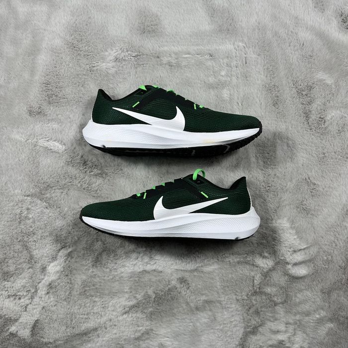 Nike Zoom Pegasus 40 « Liverpool Édition » pointure 45.5 - photo numéro 12