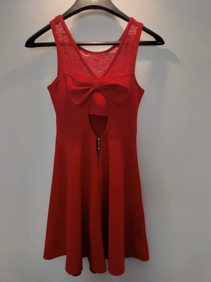 Robe rouge taille unique