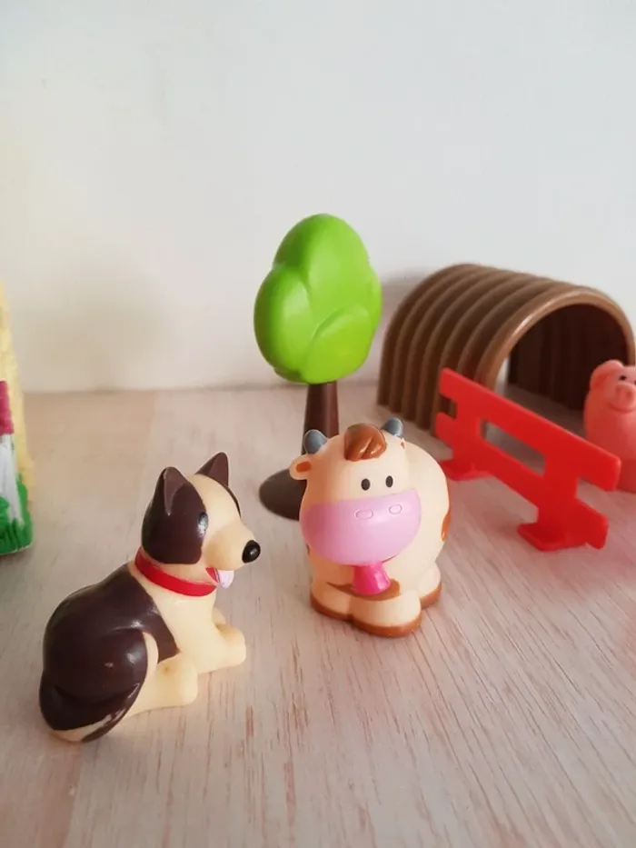 Maison, figurines et animaux de la ferme Oxybul - photo numéro 10