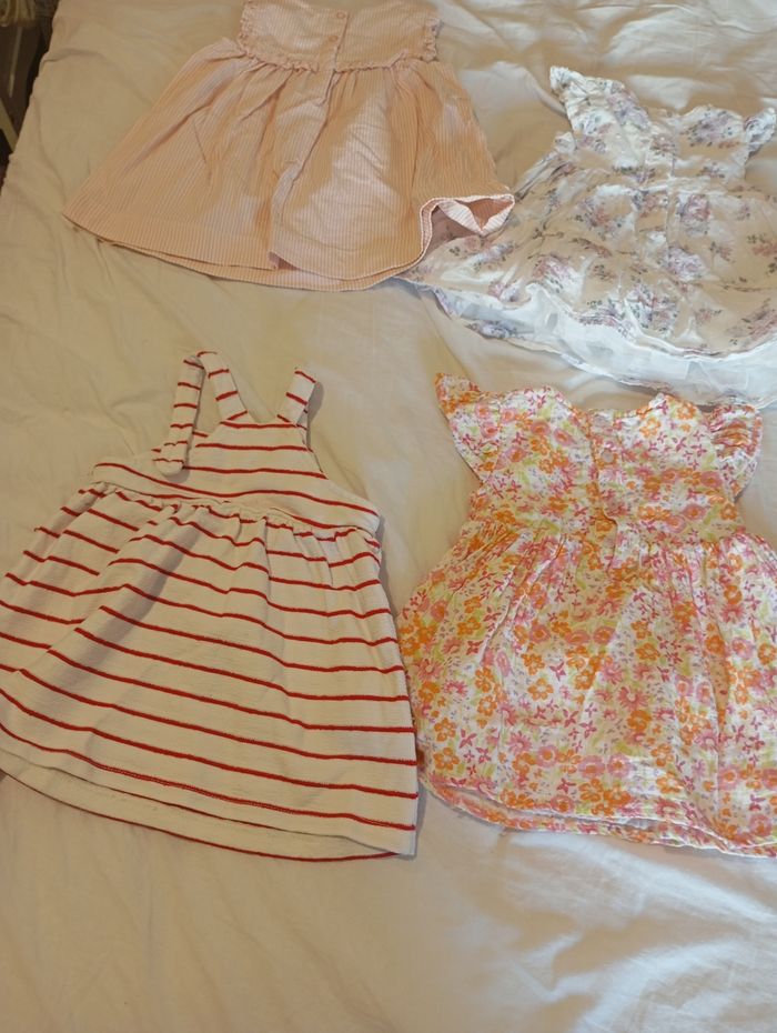Bonjour je vends lot de 5 vêtements 2 c & a est 2 Primark - photo numéro 5