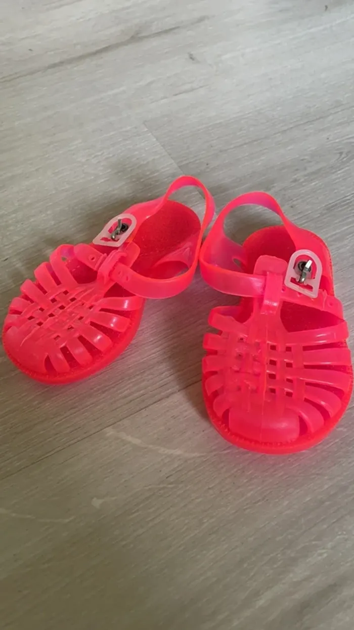 Meduses roses fluo