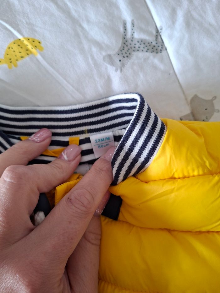 Doudoune sans manches 23 mois - photo numéro 3