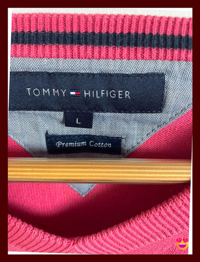 Pull Tommy Hilfiger – Homme – Taille L – Rose – Col V – État impeccable - photo numéro 3