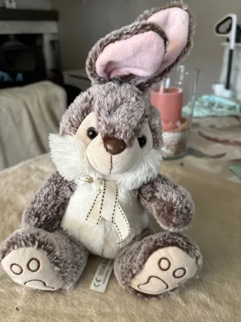 peluche lapin 