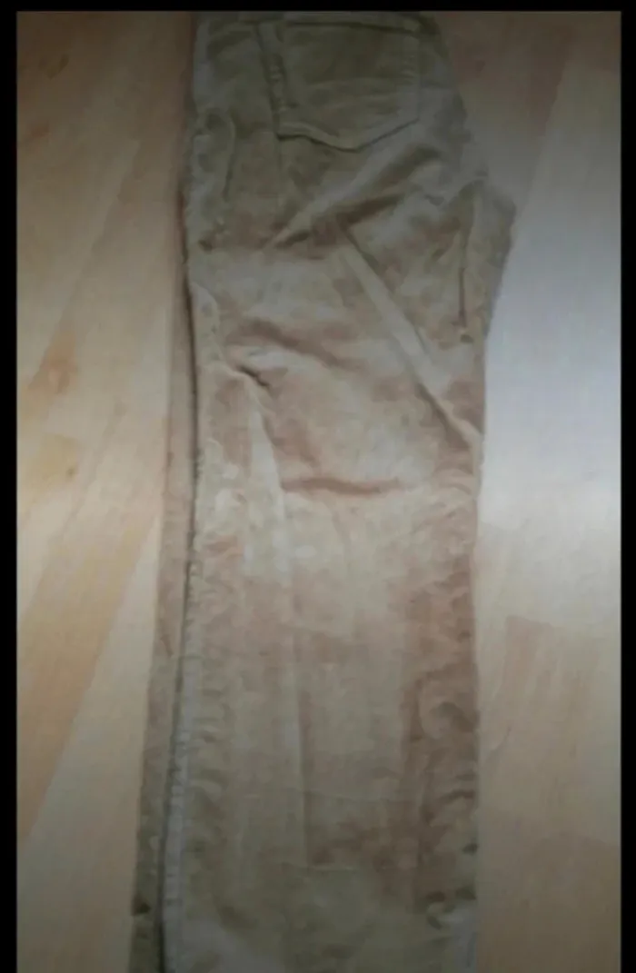 Jeans Uniqlo taille 36 - photo numéro 2