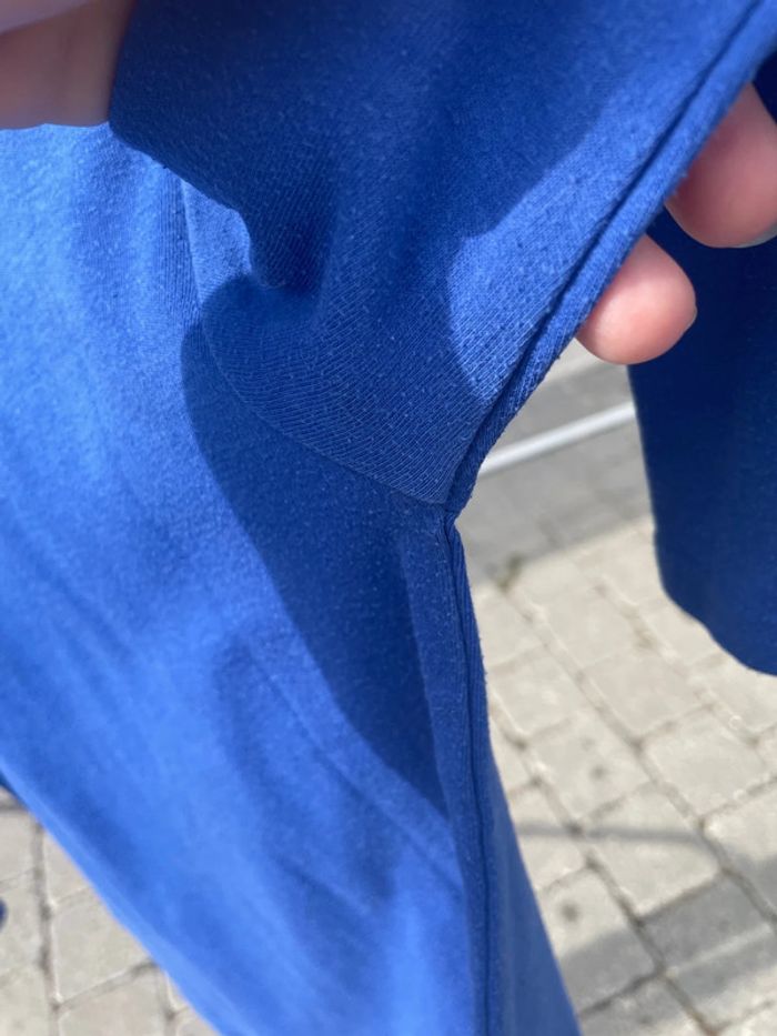 Joli t-shirt bleu avec une fusée - photo numéro 6