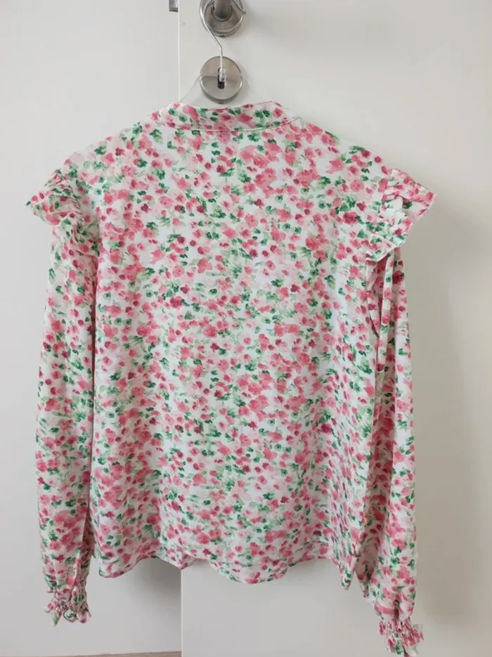 Blouse fleurie taille S - photo numéro 2