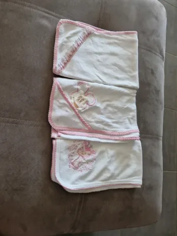 Lot de 3 langes bébé fille