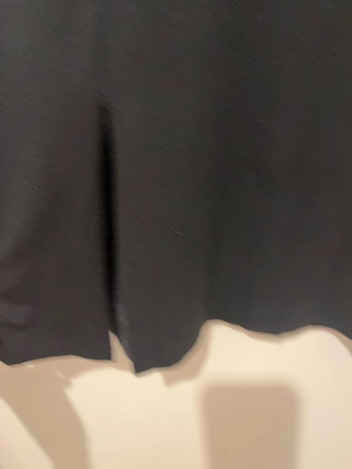 Superbe robe noire M/L épaules dénudées - photo numéro 3