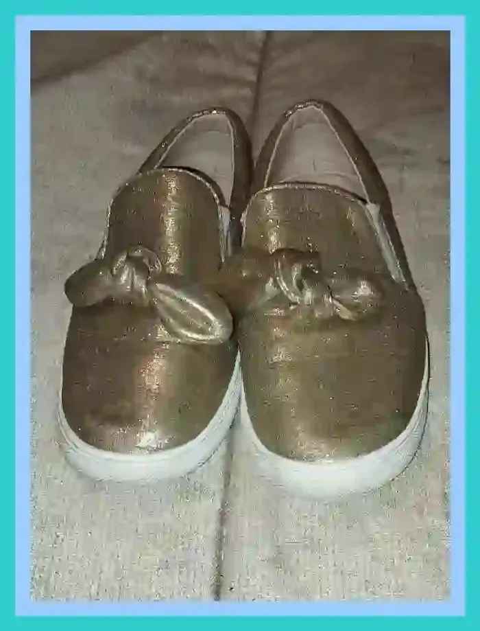 Ballerine dorée pailletée fille pointure 35  7563442709