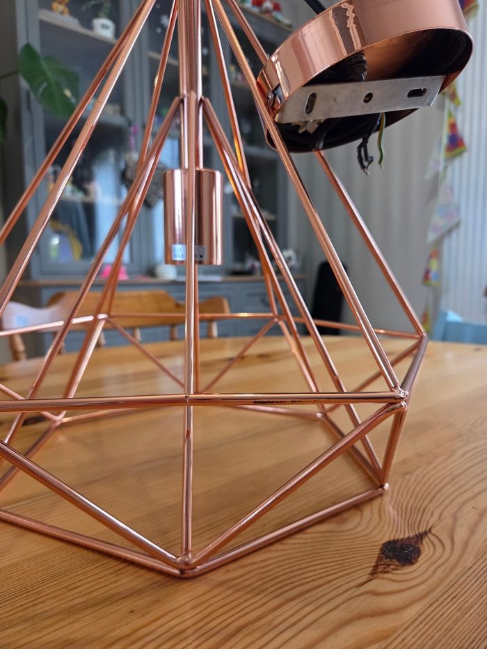 Suspension luminaire forme diamant or rose - photo numéro 5