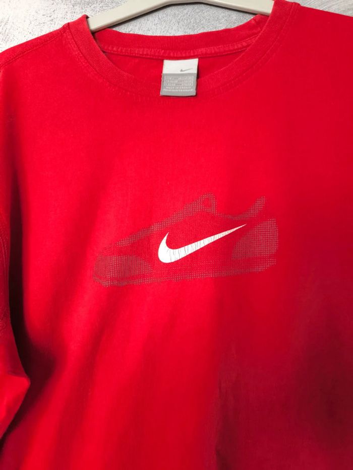 Tee shirt rouge Nike taille L - photo numéro 2