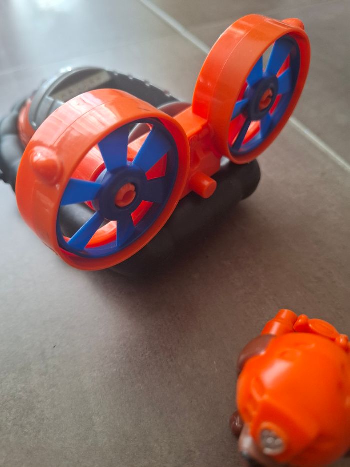 Zuma et son véhicule - photo numéro 4