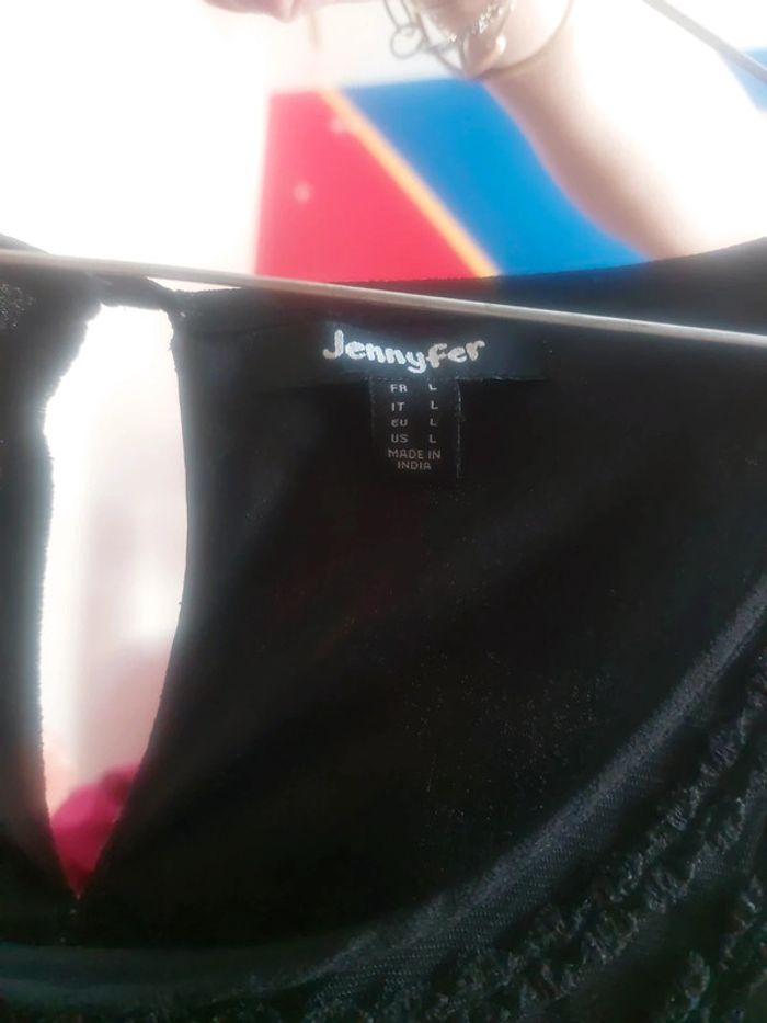 Robe noire - photo numéro 3