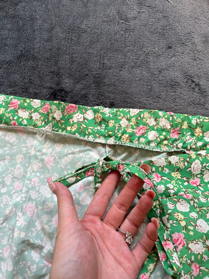 Jupe verte à fleurs, blanche, taille unique - photo numéro 3