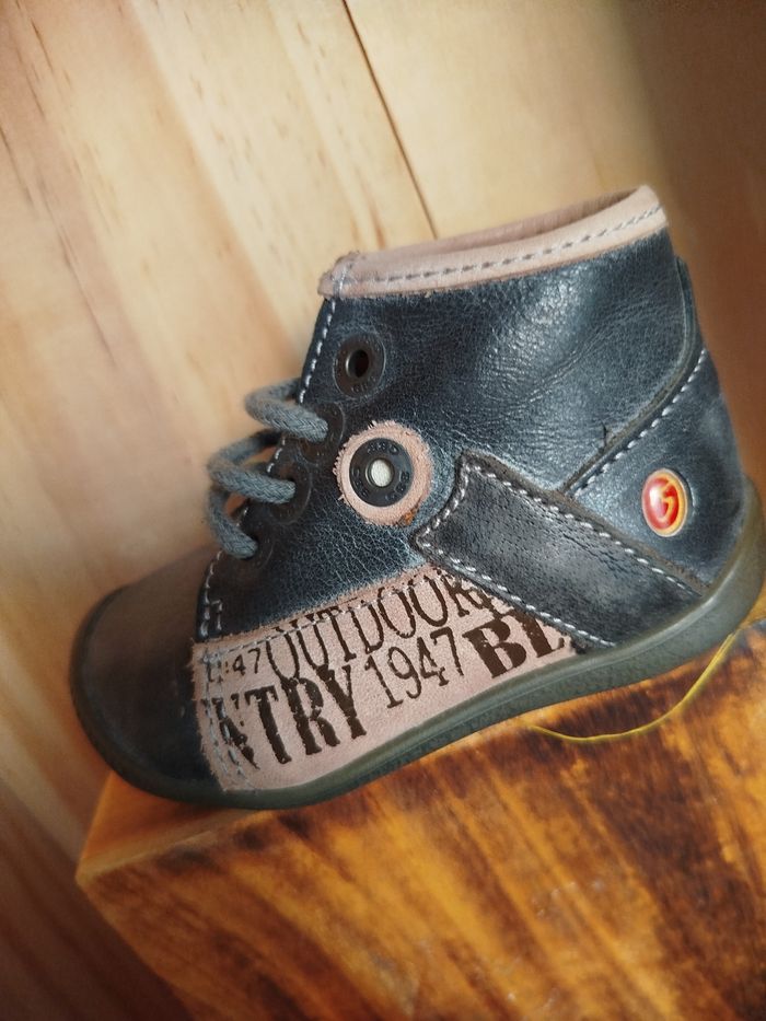 Chaussure - photo numéro 2