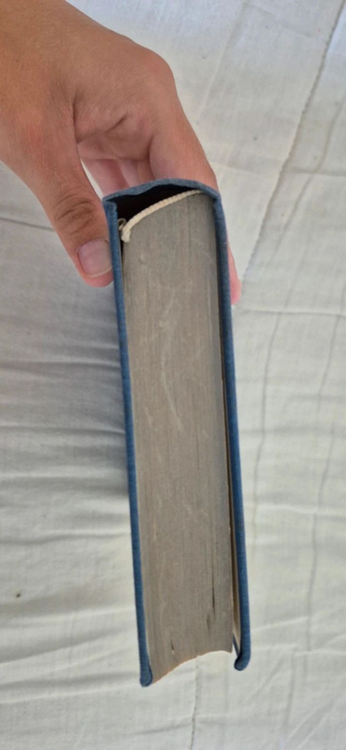 Livre ombres dans la nuit de Katherine Troy - photo numéro 2