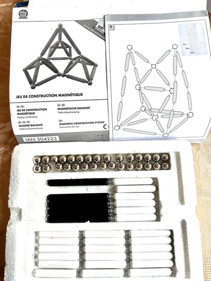 Neuf: Play tive junior, jeu de construction magnétique black&white 60 pièces - photo numéro 3