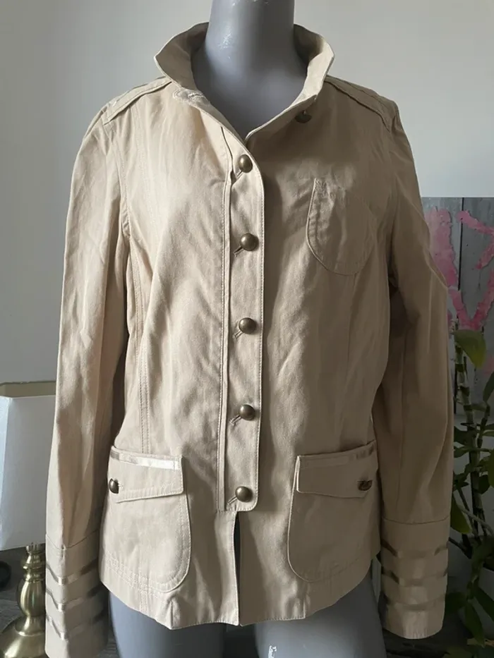 Superbe blazer en 42 de la boutique M&SMODE en excellent état avec de jolis détails