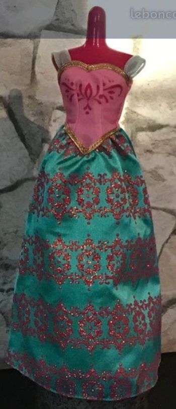 Robe poupée