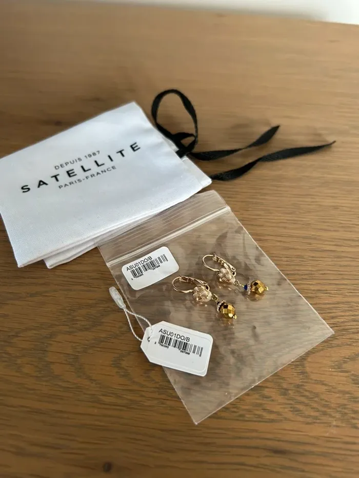 Boucles d’oreilles Satellite Asuka - photo numéro 2