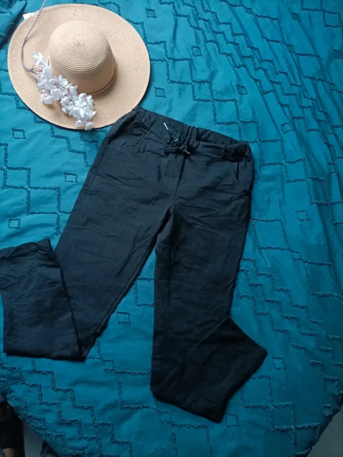 Pantalon noir taille L