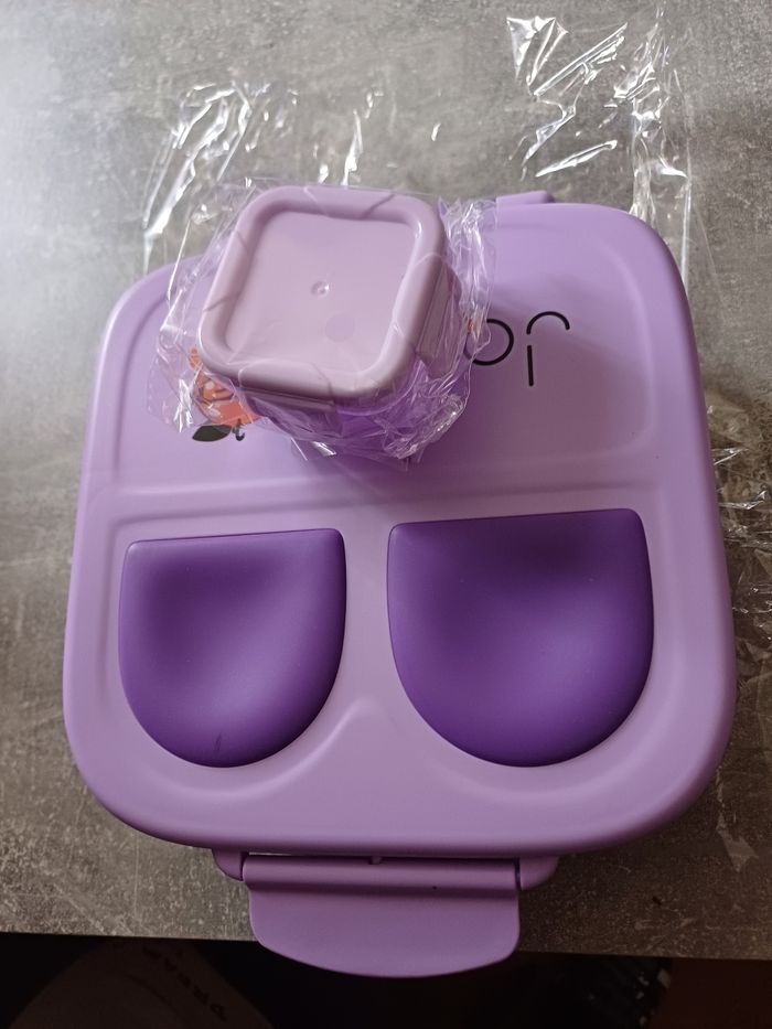 Boîte à pique-nique ou lunch neuve - photo numéro 2