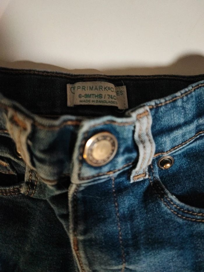 Jeans Primark 6-9 mois - photo numéro 2