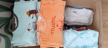 🚸Gros lot de vêtements 1mois garçon👕👖
