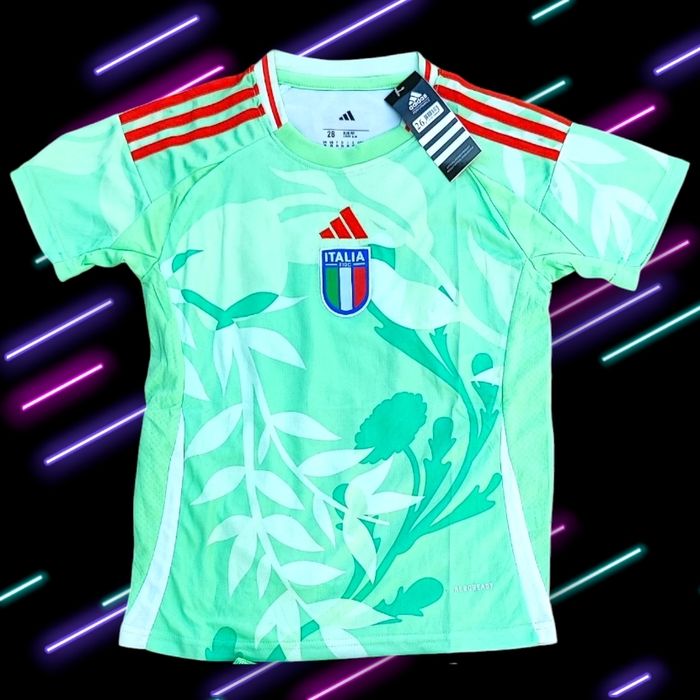 Ensemble maillot de foot short Adidas Italie 25/26 neuf taille 10 ans - photo numéro 2
