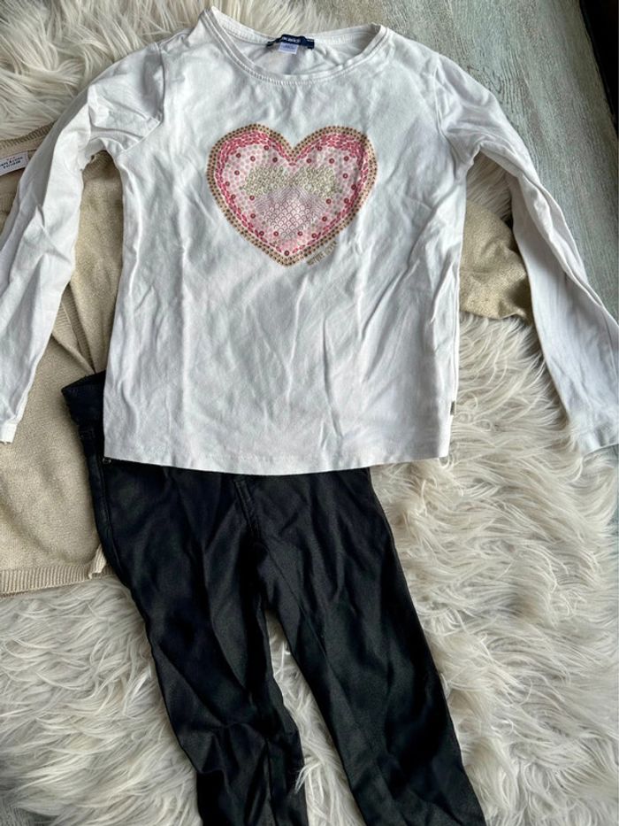 Lot vêtement fille 5 ans - photo numéro 2