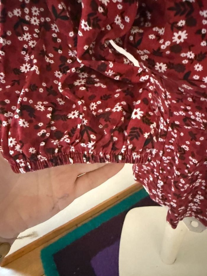 Blouse rouge à fleur en très bon état taille XS rainbow - photo numéro 5