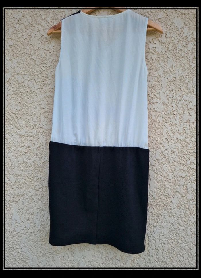 Robe - BT London - Taille S - photo numéro 2
