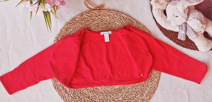 Gilet boléro 👣 rouge rosé, 18 mois, obaïbi - photo numéro 2