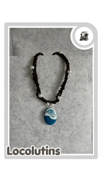 🚂 Collier ▪ pendentif bleu Vaiana