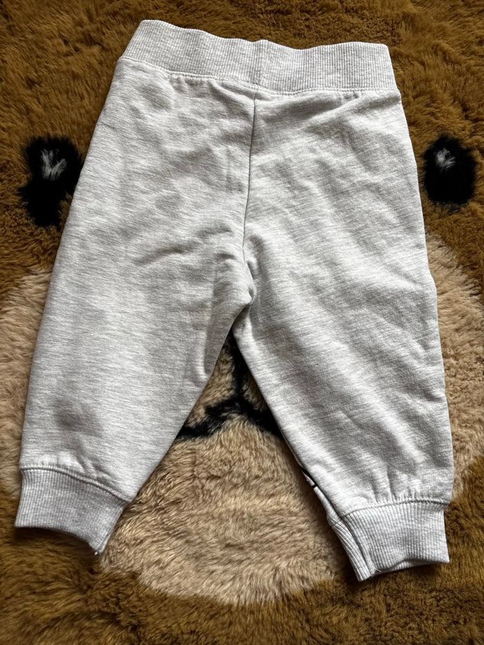 Jogging gris Mickey DISNEY t.12m - photo numéro 4