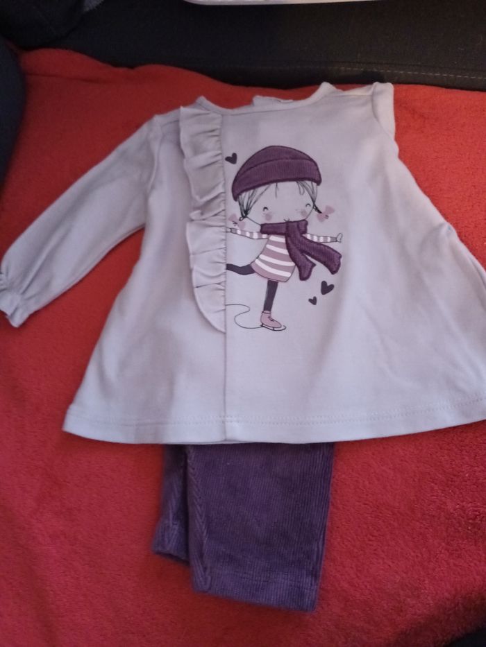 Ensemble violet